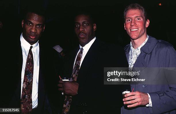 New York Knicks players Charles Oakley, Anthony Mason, and Eric Anderson