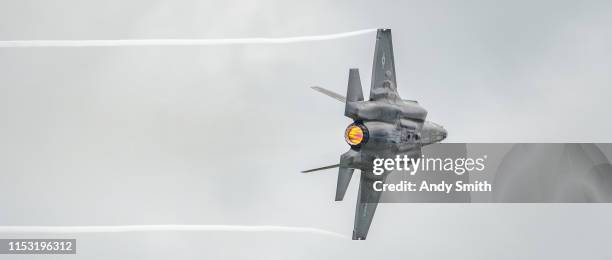 f35 lightning - f35 stockfoto's en -beelden