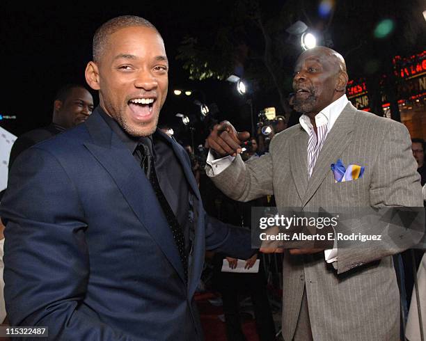 Will Smith and Chris Gardner during "The Pursuit of Happyness" Los Angeles Premiere - Red Carpet at Mann Village Theater in Westwood, California,...