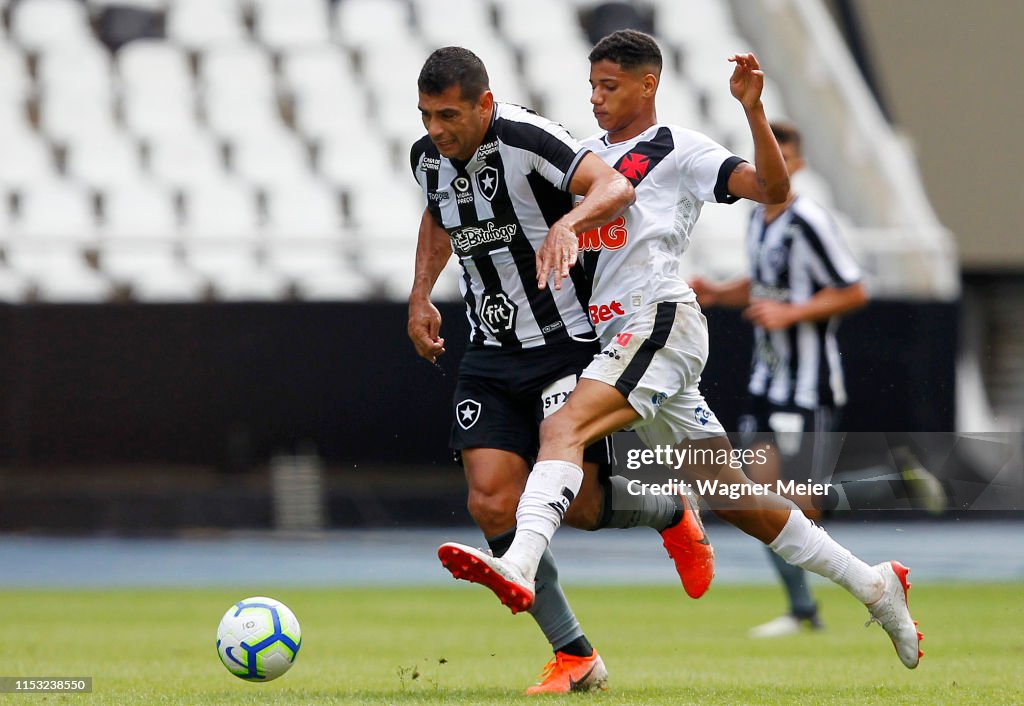 Botafogo v Vasco da Gama - Brasileirao Series A 2019