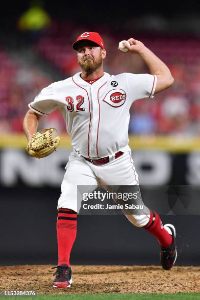 Zach Duke of the Cincinnati Reds pitches against the Washington Nationals at Great American Ball Park on May 31, 2019 in Cincinnati, Ohio.