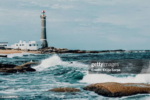 view of lighthouse in jose ignacio, near punta del este city, maldonado, uruguay - punta del este photos et images de collection