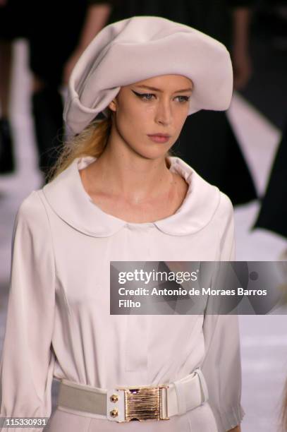 Raquel Zimmermann wearing Louis Vuitton Fall/Winter 2007