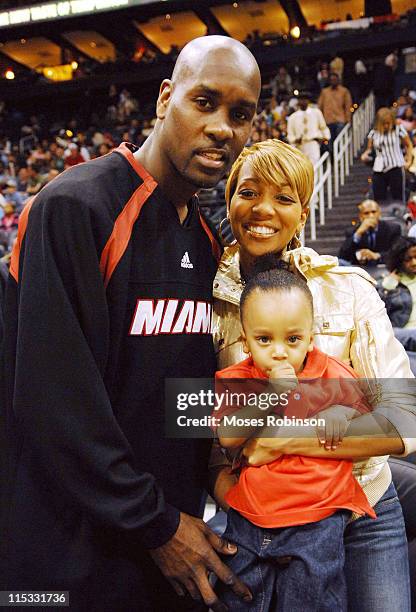 Gary Payton of the Miami Heat, Monica and her son Rocky