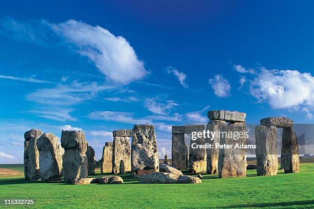 stonehenge, wiltshire, england, united kingdom - stonehenge stock pictures, royalty-free photos & images