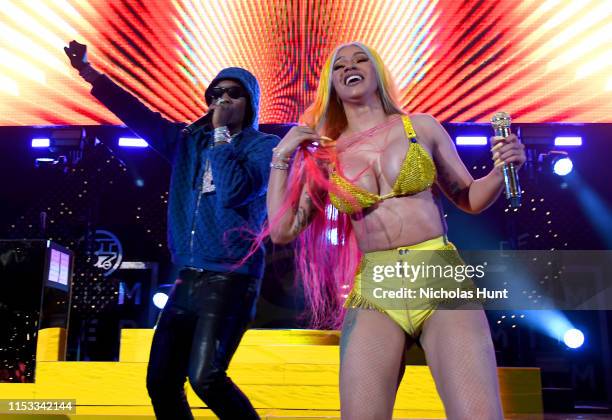 Offset and Cardi B perform during Summer Jam 2019 at MetLife Stadium on June 02, 2019 in East Rutherford, New Jersey.