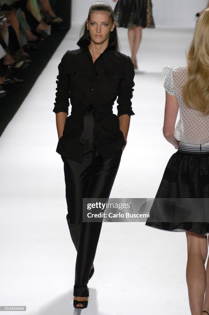 Olympus Fashion Week Spring 2006 - Bill Blass - Runway