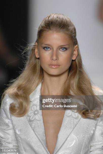 Hana Soukupova wearing Bill Blass Spring 2006 during Olympus Fashion Week Spring 2006 - Bill Blass - Runway at Bryant Park in New York City, New...