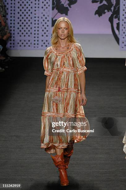 Raquel Zimmermann wearing Anna Sui Spring 2006 during Olympus Fashion Week Spring 2006 - Anna Sui - Runway at Bryant Park in New York City, New York,...