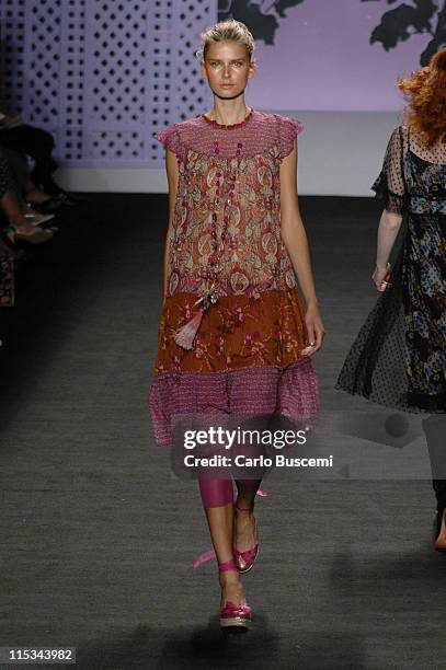 Hana Soukupova wearing Anna Sui Spring 2006 during Olympus Fashion Week Spring 2006 - Anna Sui - Runway at Bryant Park in New York City, New York,...