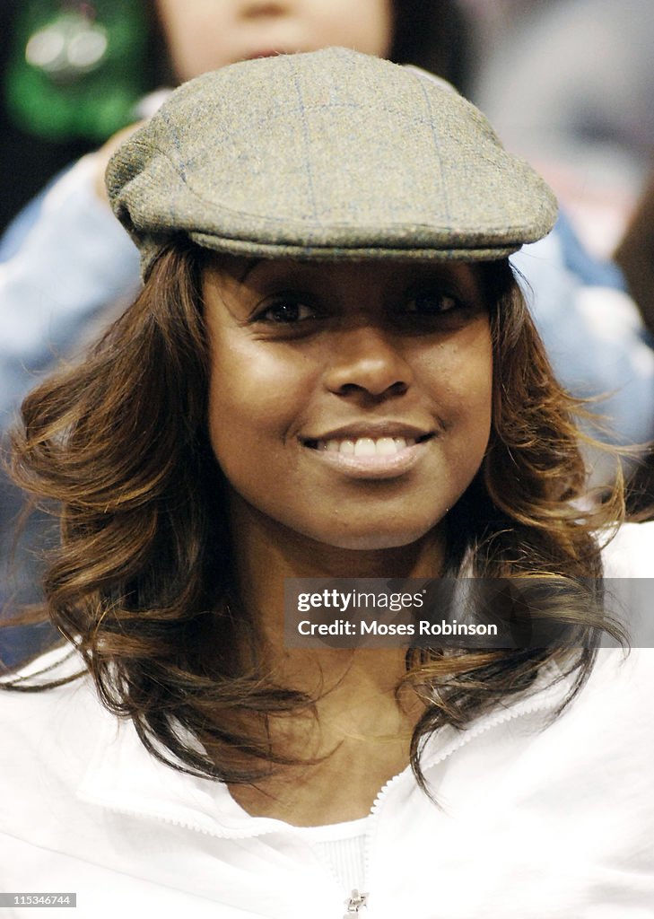 Celebrities Attend the Philadelphia 76ers vs Atlanta Hawks Game - December 23, 2005