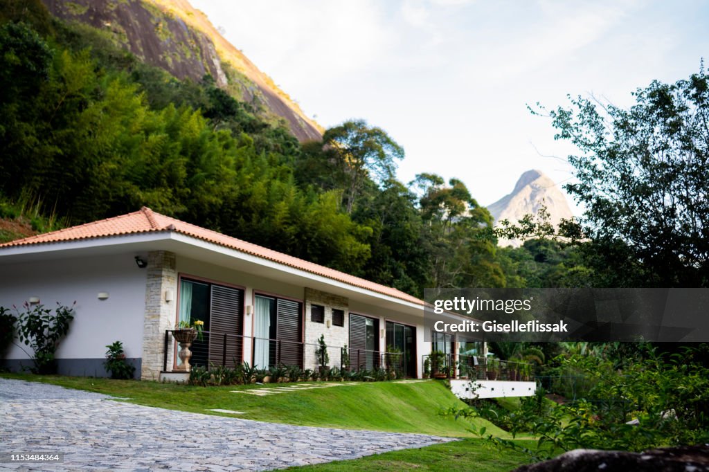 Fachada bonita da casa em Petrópolis, Rio de Janeiro, Brasil