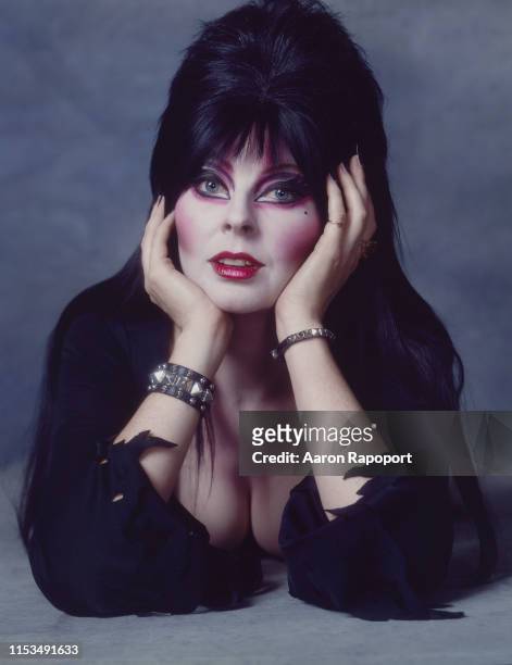 Cassandra Peterson as Elvira pose for a portrait in October 1983 in Los Angeles, California.