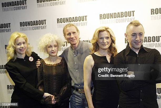 Nellie Mckay, Cyndi Lauper, Jim Dale, Ana Gasteyer and Alan Cumming