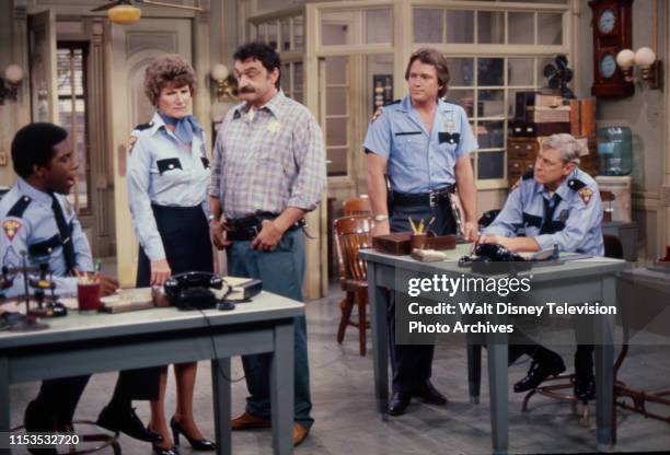 Koock 104 Barbara Cason Stock Photos, High-Res Pictures, and Images - Getty ...
