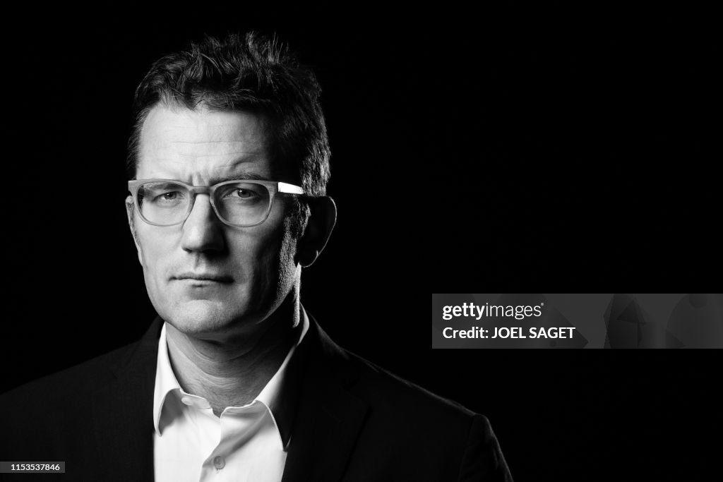FRANCE-PORTRAIT-JUSTICE-LAWYER-BLACK AND WHITE