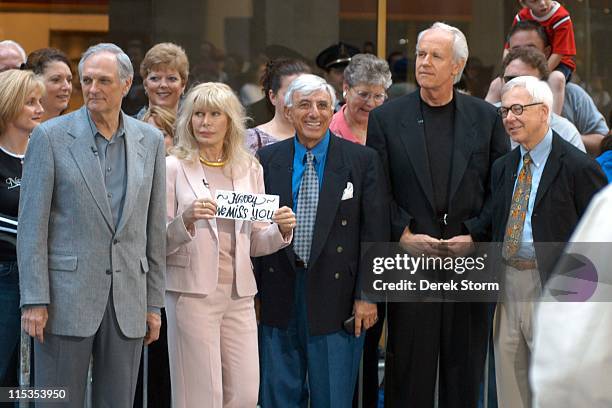 Alan Alda, Loretta Swit, Jamie Farr, Mike Farrell and William Christopher