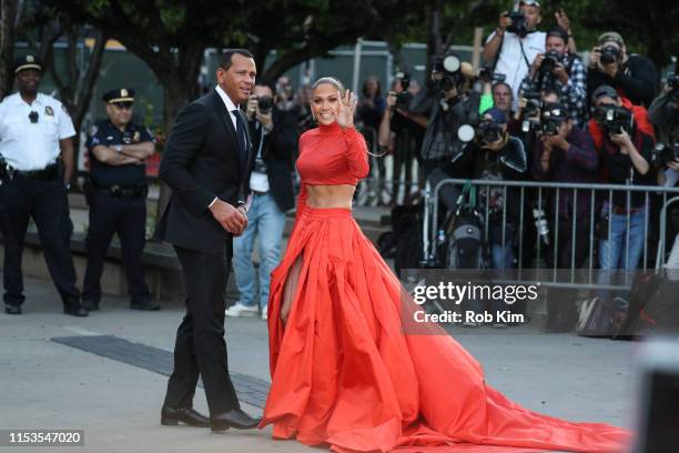 Jennifer Lopez and Alex Rodriguez arrive for 2019 CFDA Fashion Awards at Brooklyn Museum on June 03, 2019 in New York City.