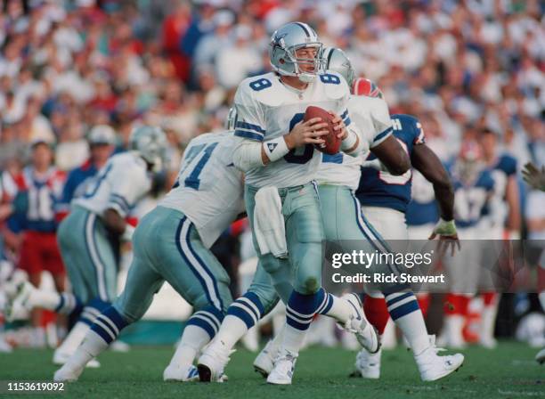Troy Aikman, Quarterback for the Dallas Cowboys during the National Football League Super Bowl XXVII game against the Buffalo Bills on 31st January...