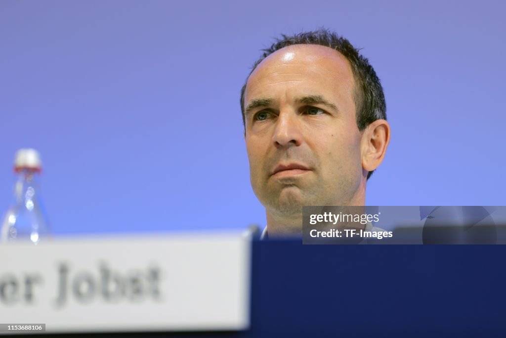 FC Schalke 04 General Meeting