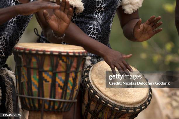 african traditional djembe drummer. kruger national park. south-africa. - slagverksinstrument bildbanksfoton och bilder