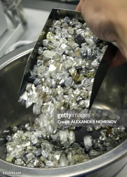 Diamond Assorting Factory 1,214 Diamond Sorting Stock Photos, High-Res Pictures, and Images ...