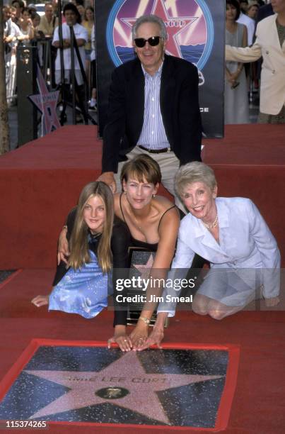 Christopher Guest , Jamie Lee Curtis , and Janet Leigh