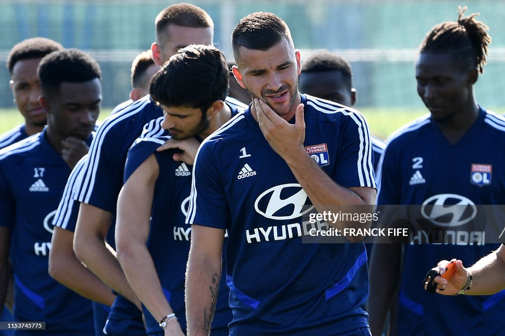 FBL-FRA-LIGUE1-LYON-TRAINING