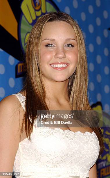 Amanda Bynes 2003 Photos and Premium High Res Pictures - Getty Images