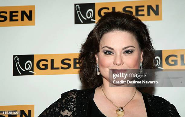 Delta Burke, co-host Designing Women and "Steel Magnolias" on Broadway