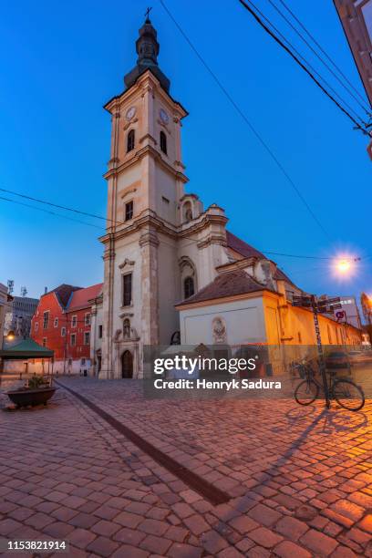 franciscan temple in cluj-napoca - cluj napoca imagens e fotografias de stock