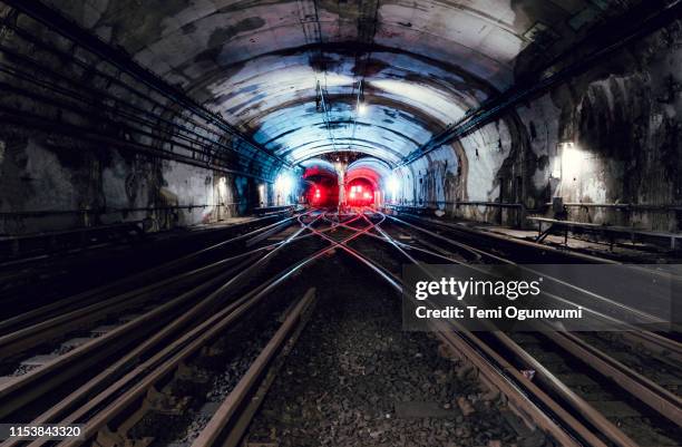 new york subway system - métro transport ferroviaire photos et images de collection