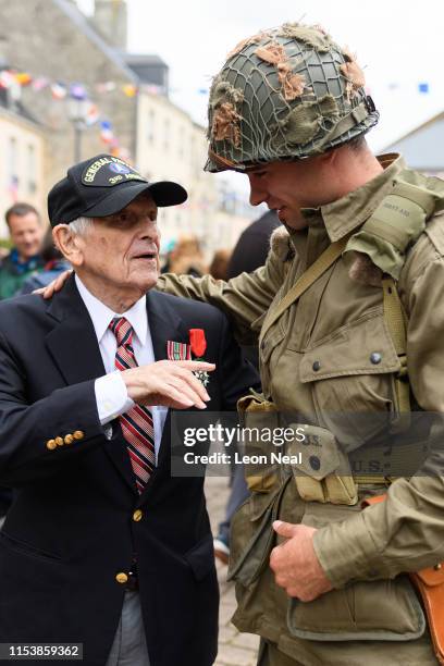 George Chall George Chall Photos and Premium High Res Pictures - Getty Images