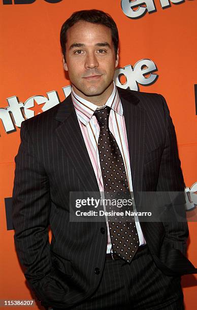 Jeremy Piven during HBO's "Entourage" Season 2 New York City Premiere - Arrivals at The Tent at Lincoln Center in New York City, New York, United...