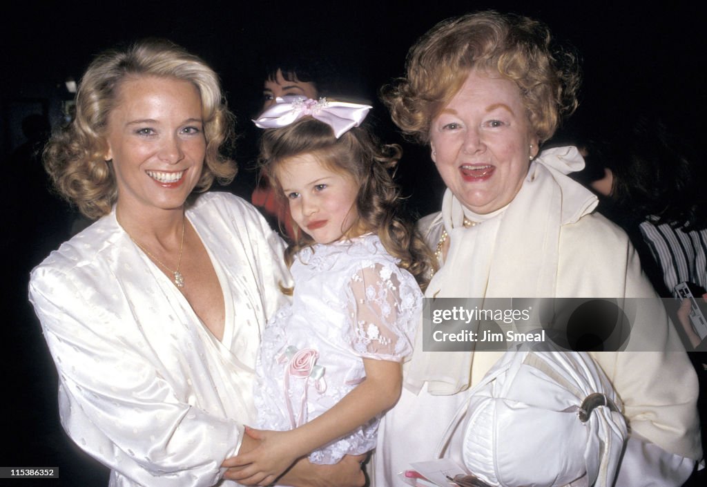 Carlette Ritter Nancy Ritter, daughter Carly, and John Ritter's mother News Photo ...