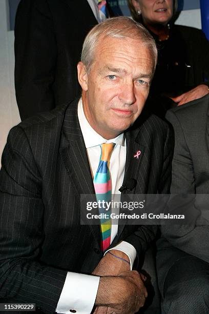 Jon Snow during Turn the Tables Charity Lunch - October 17, 2005 at The Savoy in London, Great Britain.