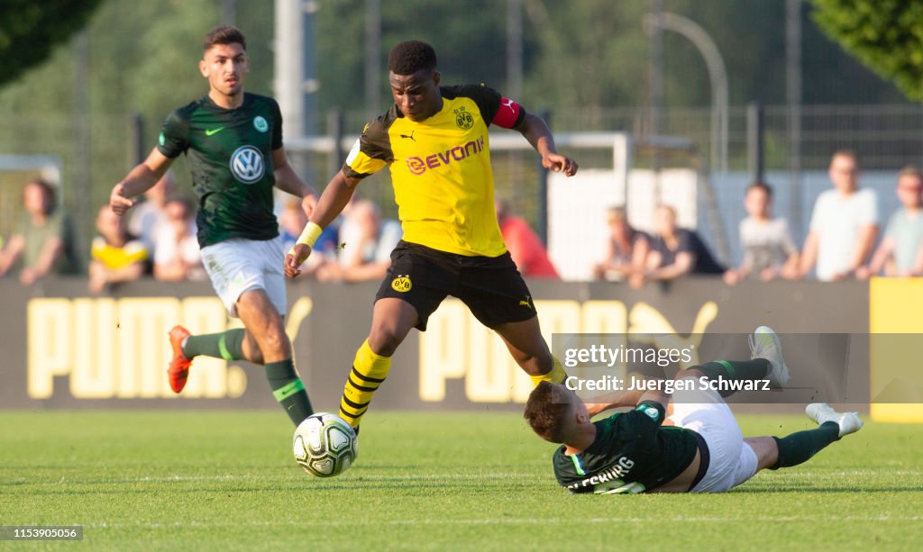 Borussia Dortmund U17 v VfL Wolfsburg U17 - B Juniors German Championship Semi Final Leg One