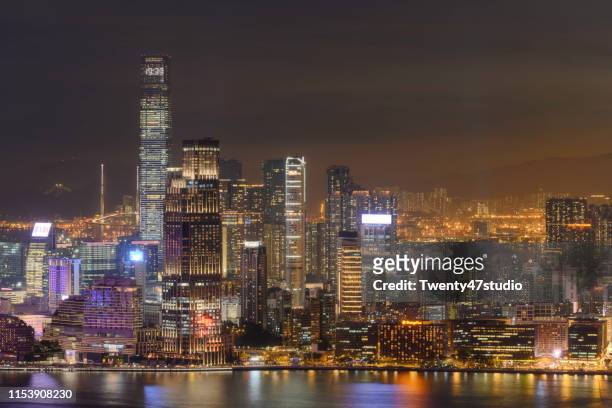 hong kong skyline at dusk - kowloon 個照片及圖片檔