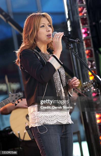 Michelle Branch during Carlos Santana & Michelle Branch perform on "Good Morning America" - November 3, 2005 at Time Square in New York City, New...