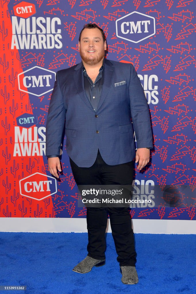 2019 CMT Music Awards - Arrivals