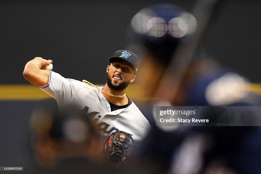 Miami Marlins v Milwaukee Brewers