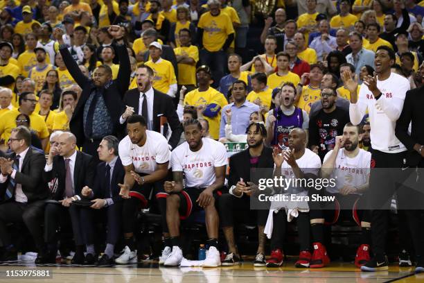 Toronto Raptors Bench 37.968 Nba Bench Stock Photos, High-Res Pictures, and Images - Getty Images
