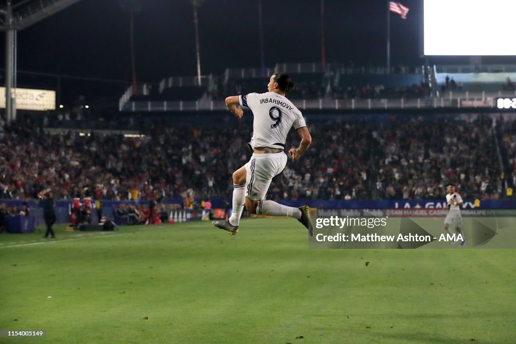 Toronto FC v Los Angeles Galaxy