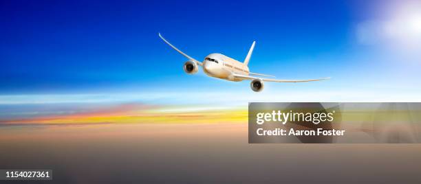 gerneric aircraft in flight - aircraft planes aaron foster stock pictures, royalty-free photos & images