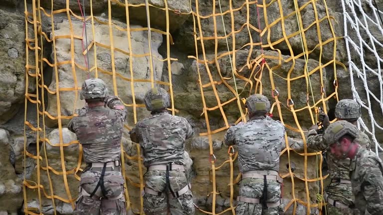75th Ranger Rope Climb 26 75th Ranger Regiment Stock Videos, Footage, & 4K Video Clips - Getty ...