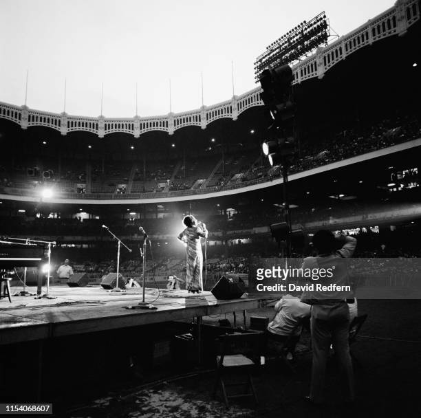 American singer Roberta Flack performs on stage at Yankee Stadium at the Newport Jazz Festival held in New York City, US, 8th July 1972.