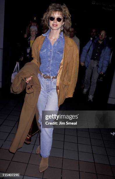 Julianne Phillips during Julianne Phillips Arrives at LAX from Canada - January 17, 1993 at Los Angeles International Airport in Los Angeles,...