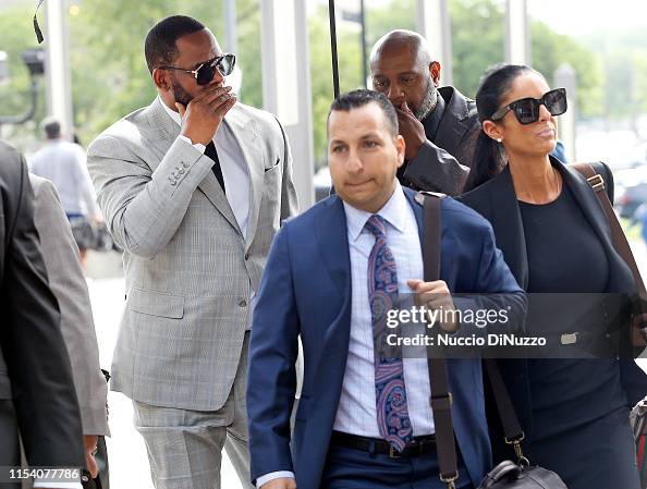 Kenneth Kelly Singe R Singer R. Kelly arrives at the Leighton Criminal Courthouse on June ...