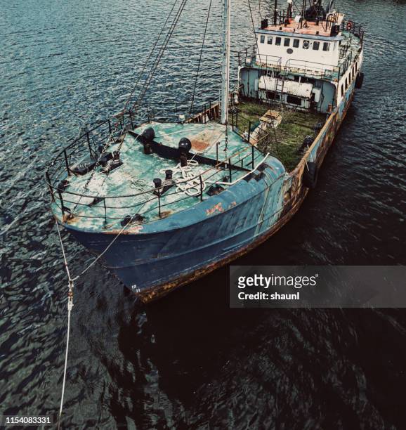 abandoned ship - abandoned boat stock pictures, royalty-free photos & images