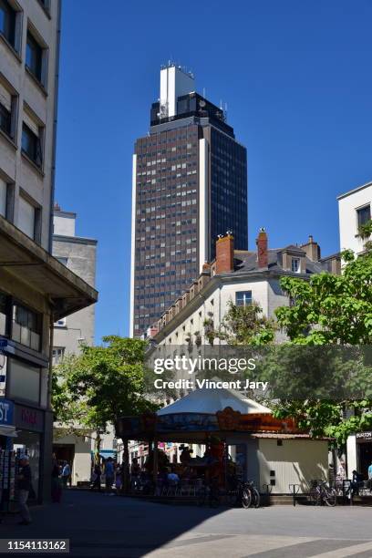 britanny tower nantes - nantes summer stock pictures, royalty-free photos & images